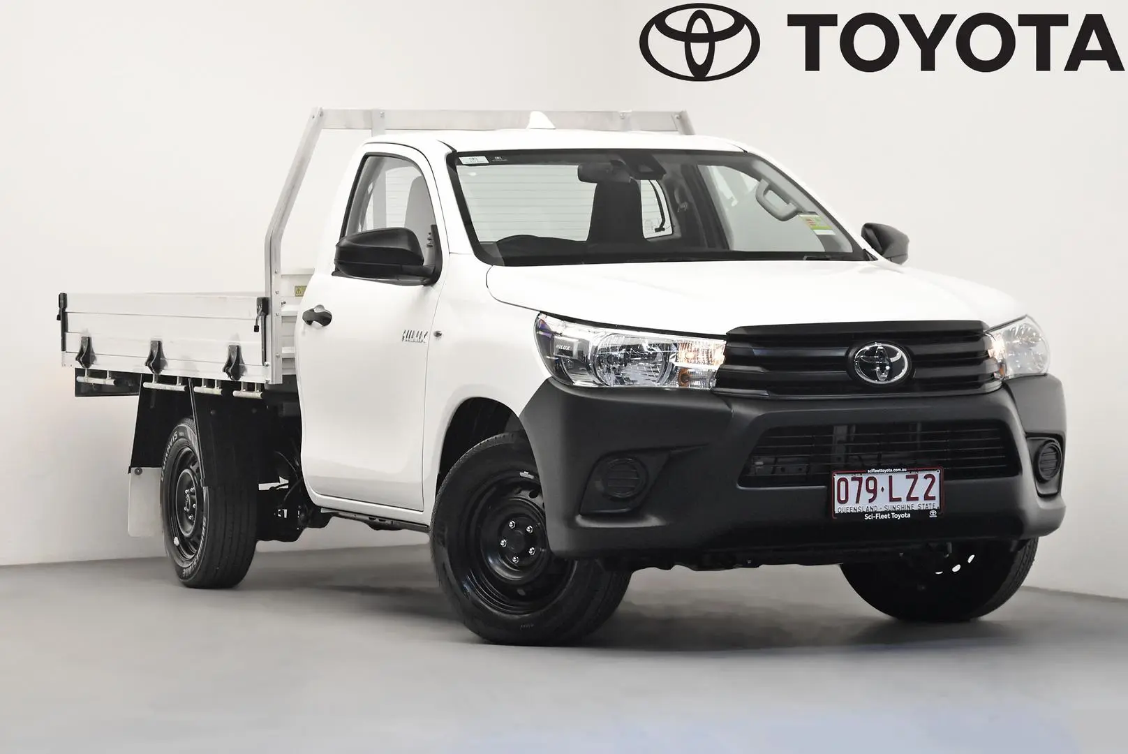 2025 Toyota Hilux Gallery Image 1