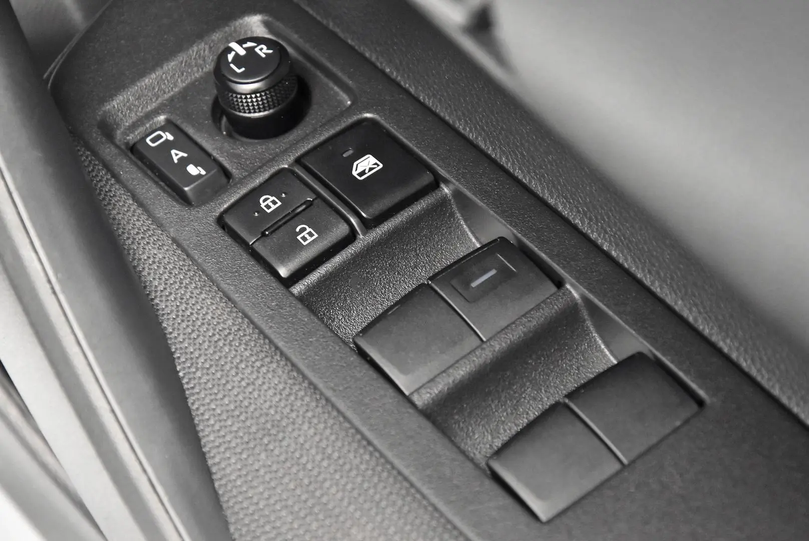 2024 Toyota Corolla Gallery Image 10