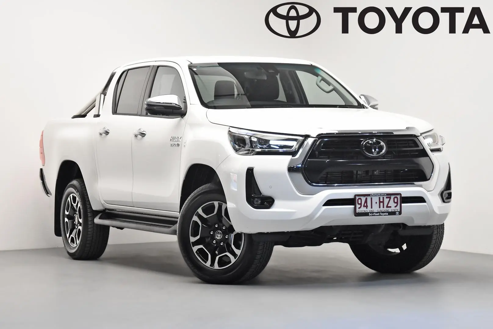 2023 Toyota Hilux Gallery Image 1