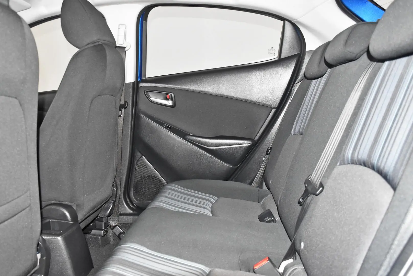 2015 Mazda 2 Gallery Image 17