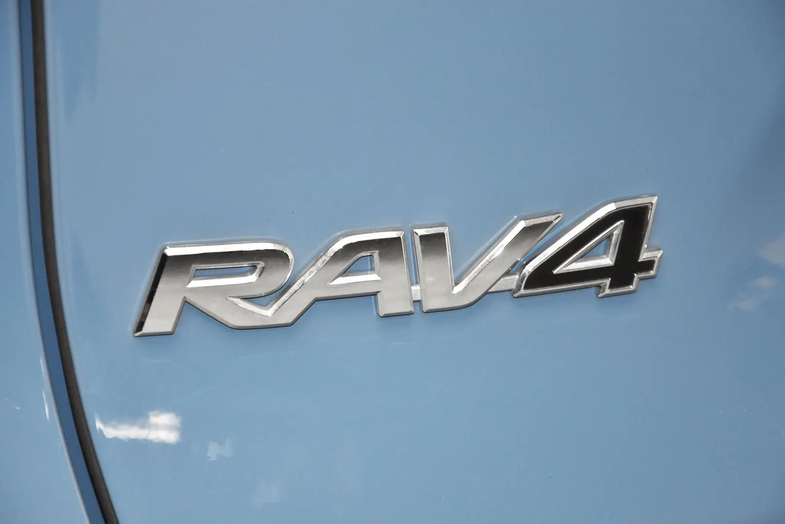 2023 Toyota RAV4 Gallery Image 7