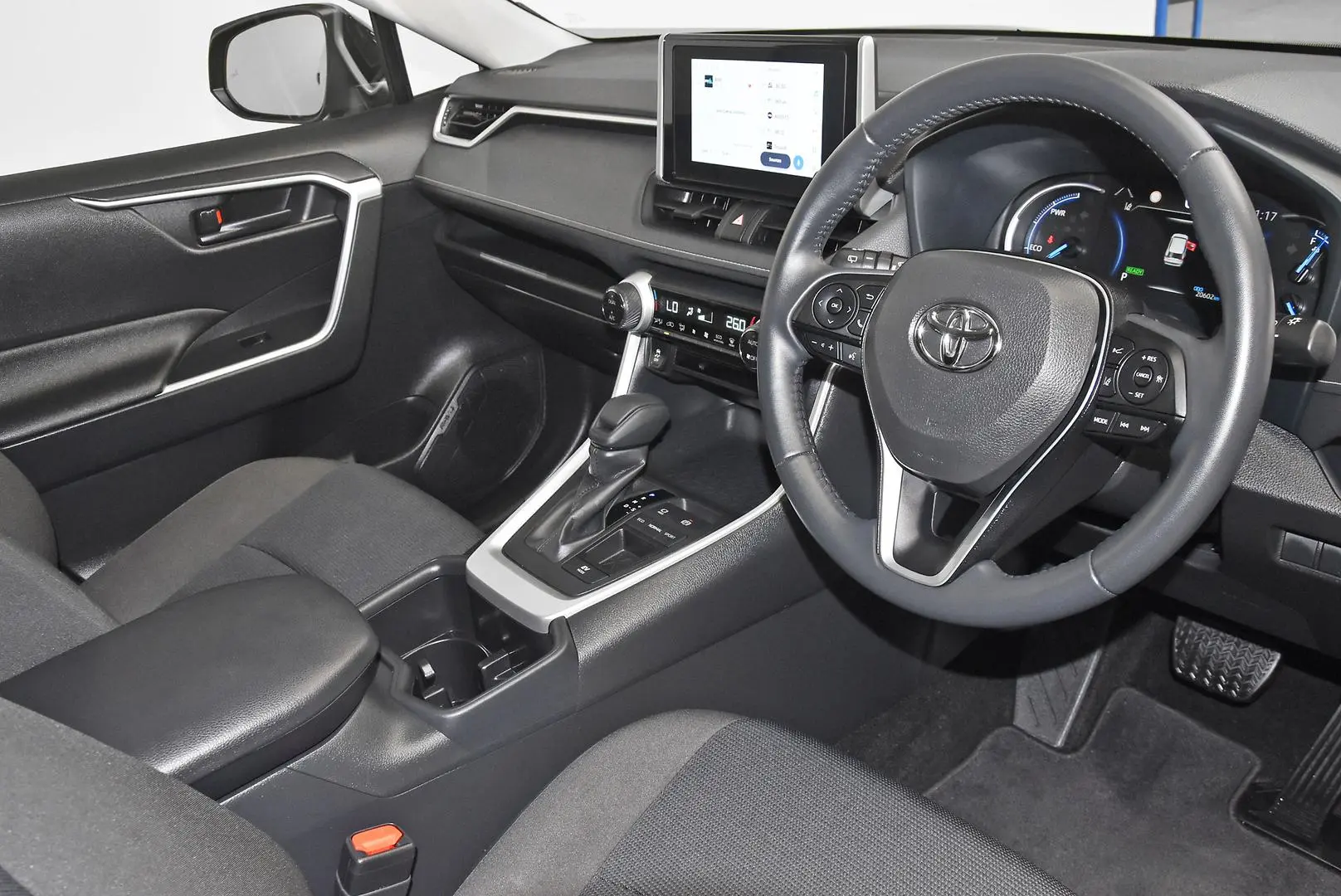 2024 Toyota RAV4 Gallery Image 9
