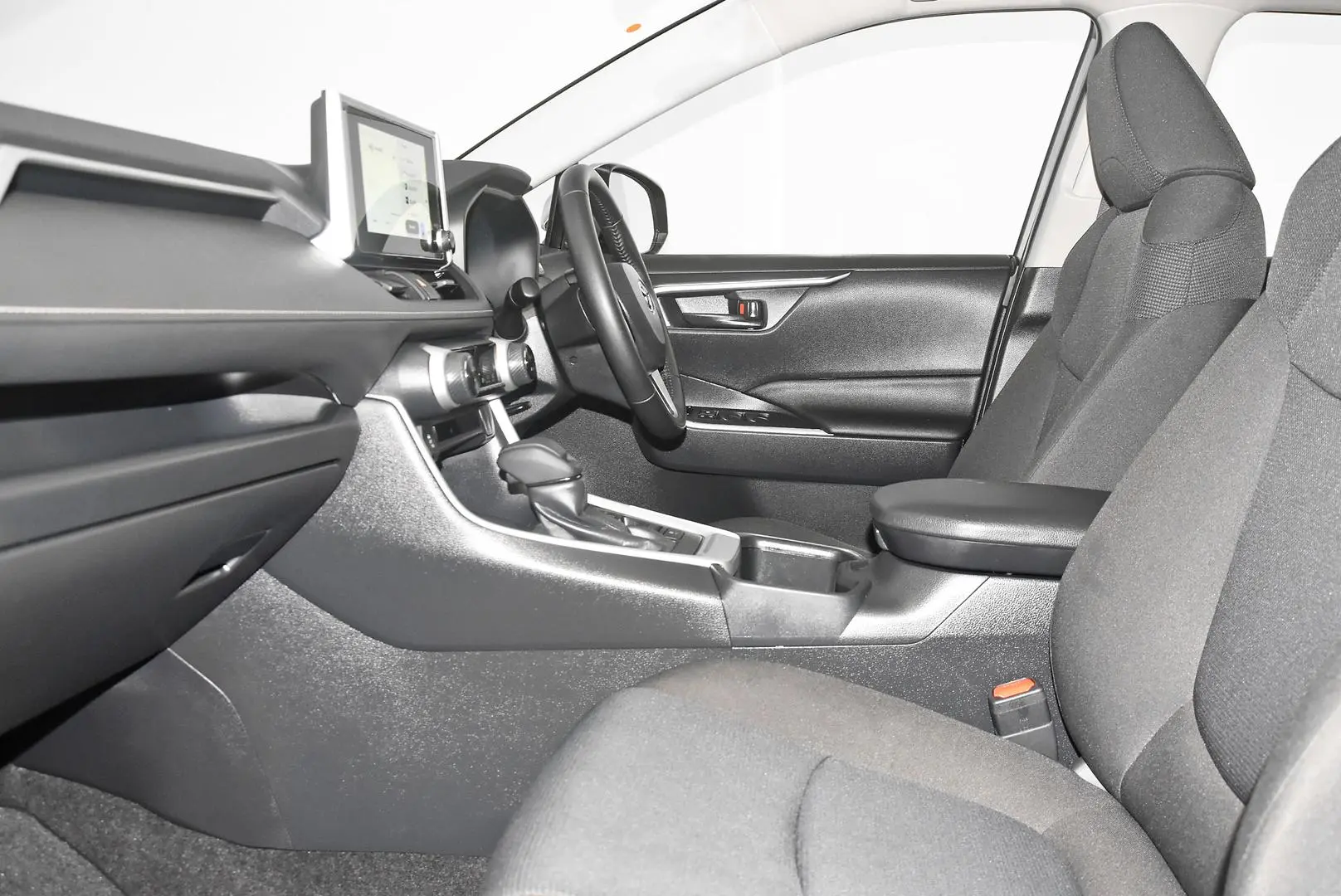 2025 Toyota RAV4 Gallery Image 18