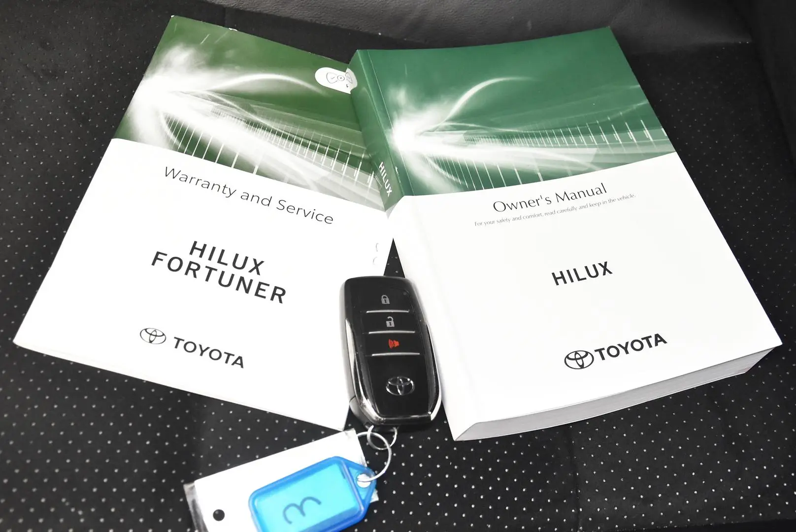 2024 Toyota Hilux Gallery Image 19