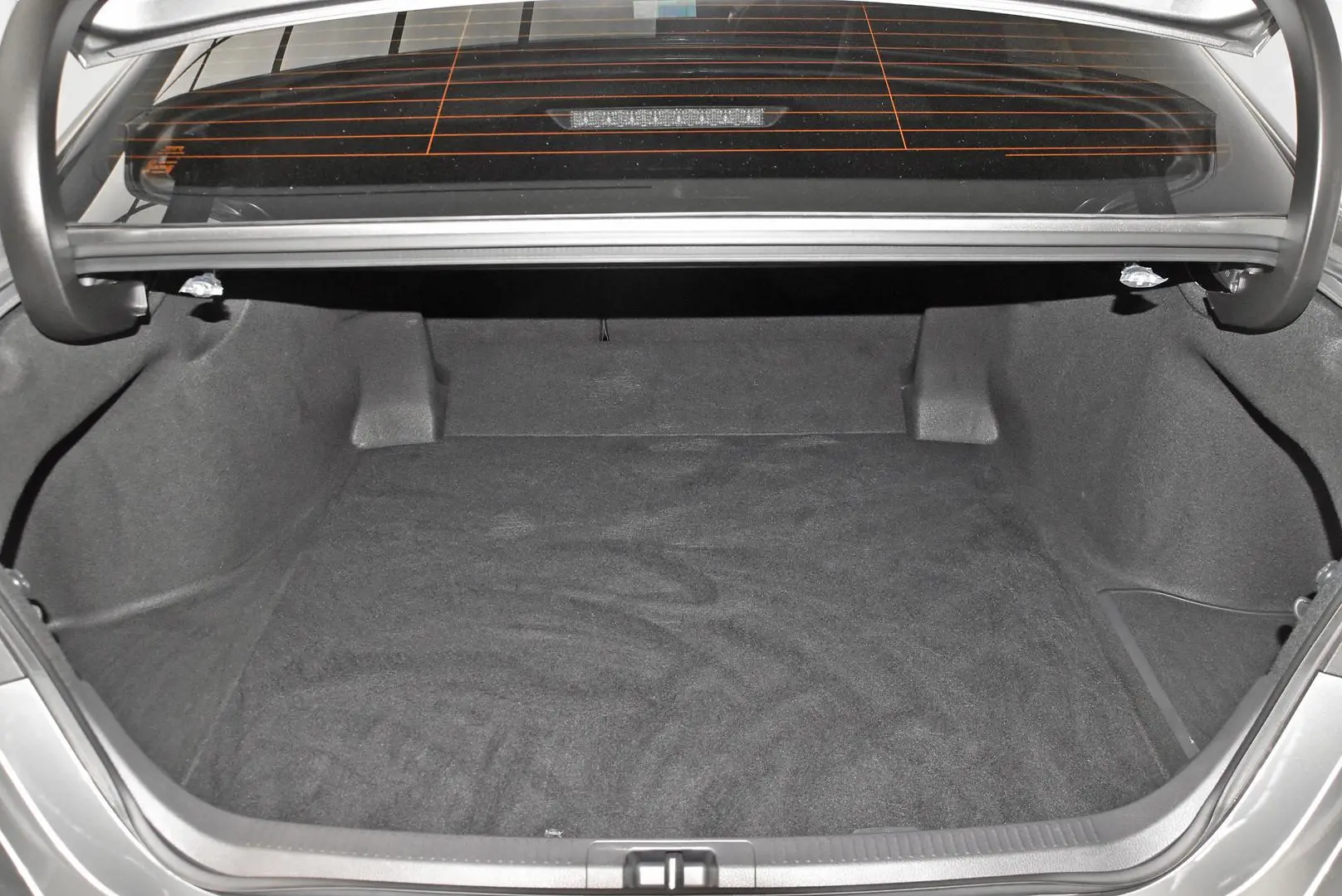 2024 Toyota Camry Gallery Image 21