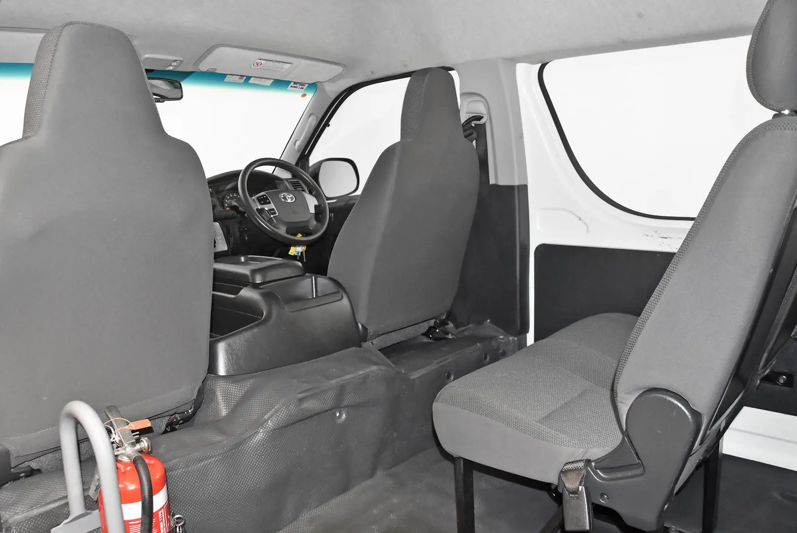 2017 Toyota Hiace Gallery Image 20