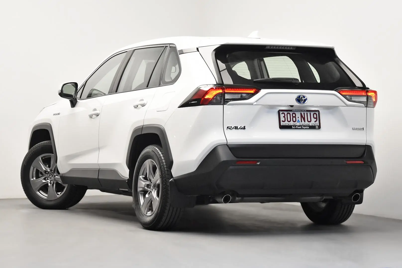 2024 Toyota RAV4 Gallery Image 5