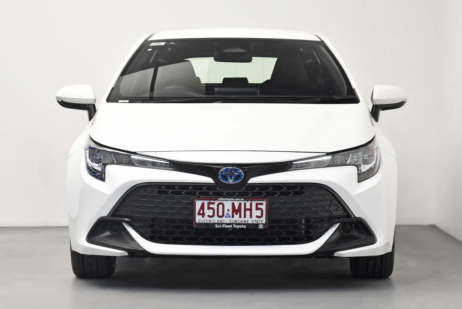 2025 Toyota Corolla Gallery Image 2