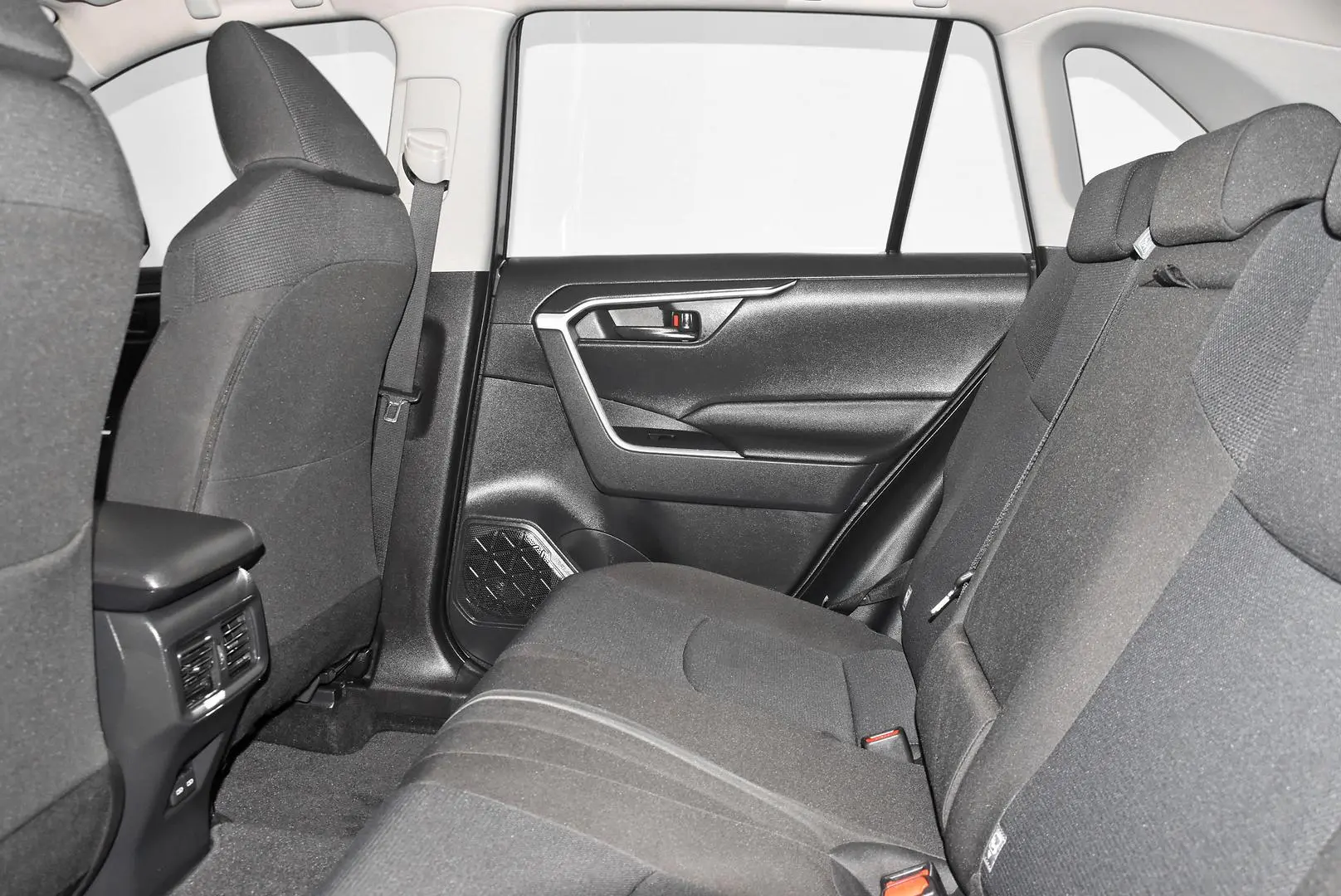 2024 Toyota RAV4 Gallery Image 19