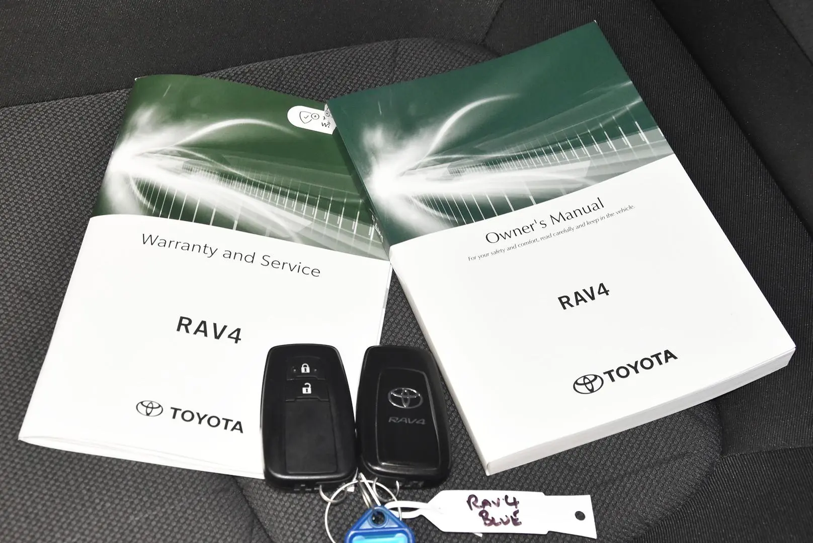 2024 Toyota RAV4 Gallery Image 20