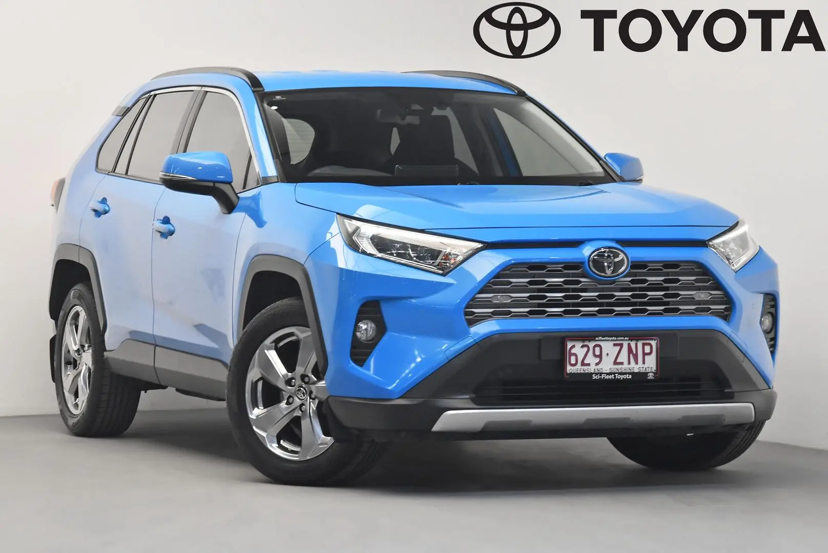 2020 Toyota RAV4 Gallery Image 1
