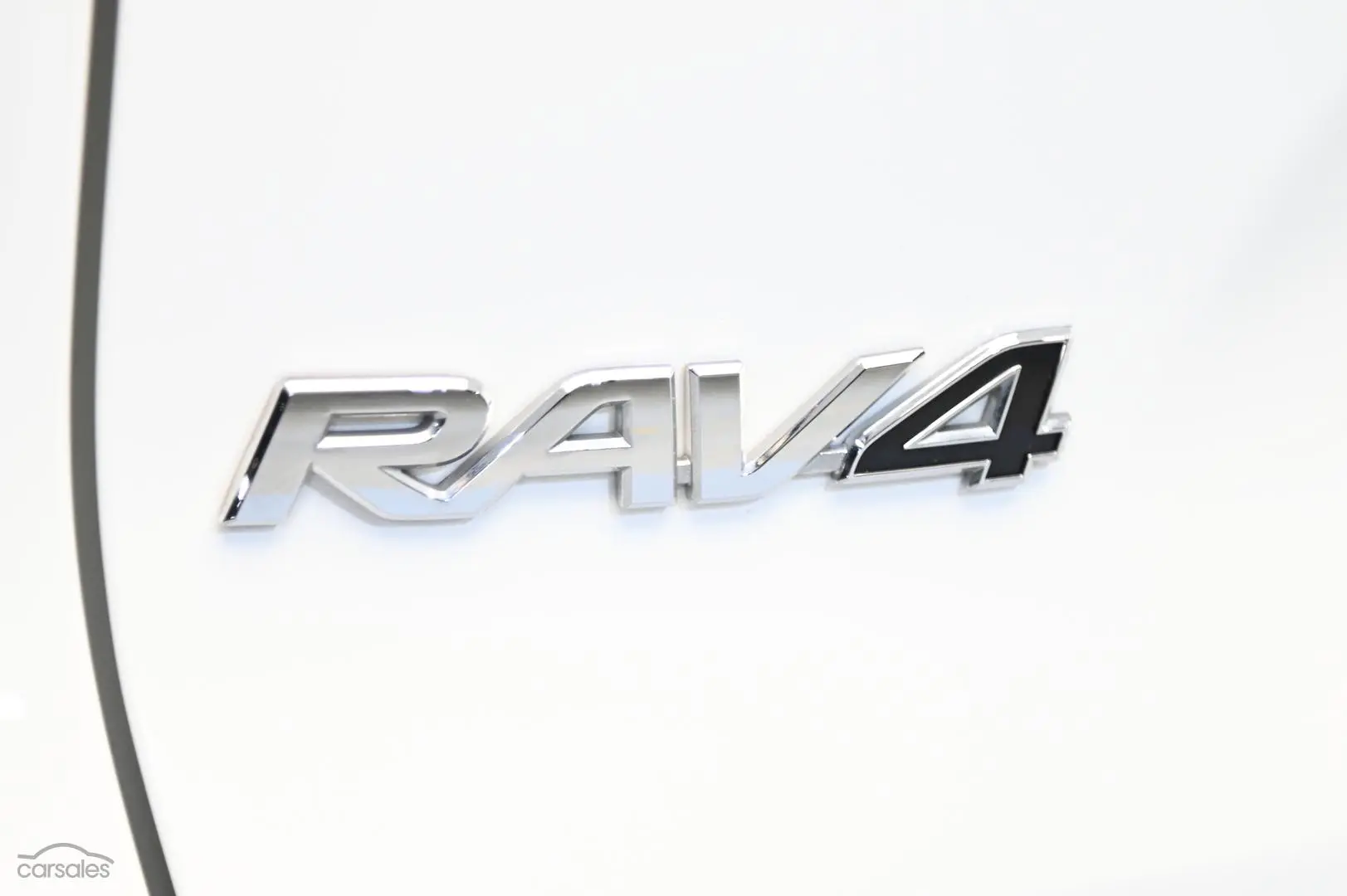 2019 Toyota RAV4 Image 7