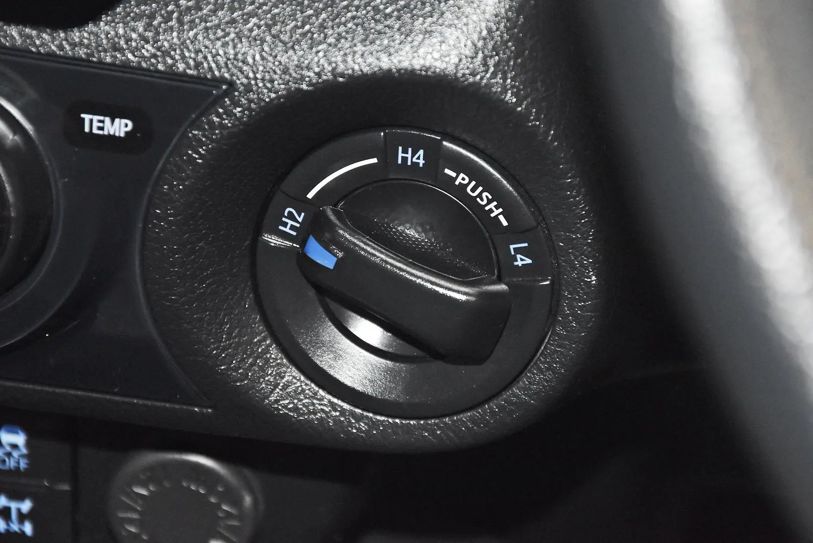 2023 Toyota Hilux Gallery Image 14