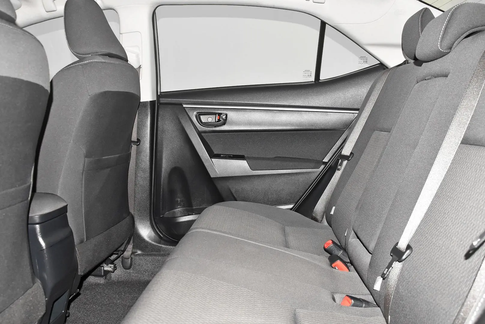 2019 Toyota Corolla Gallery Image 18