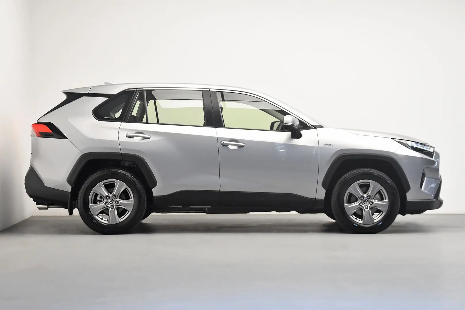 2025 Toyota RAV4 Gallery Image 3