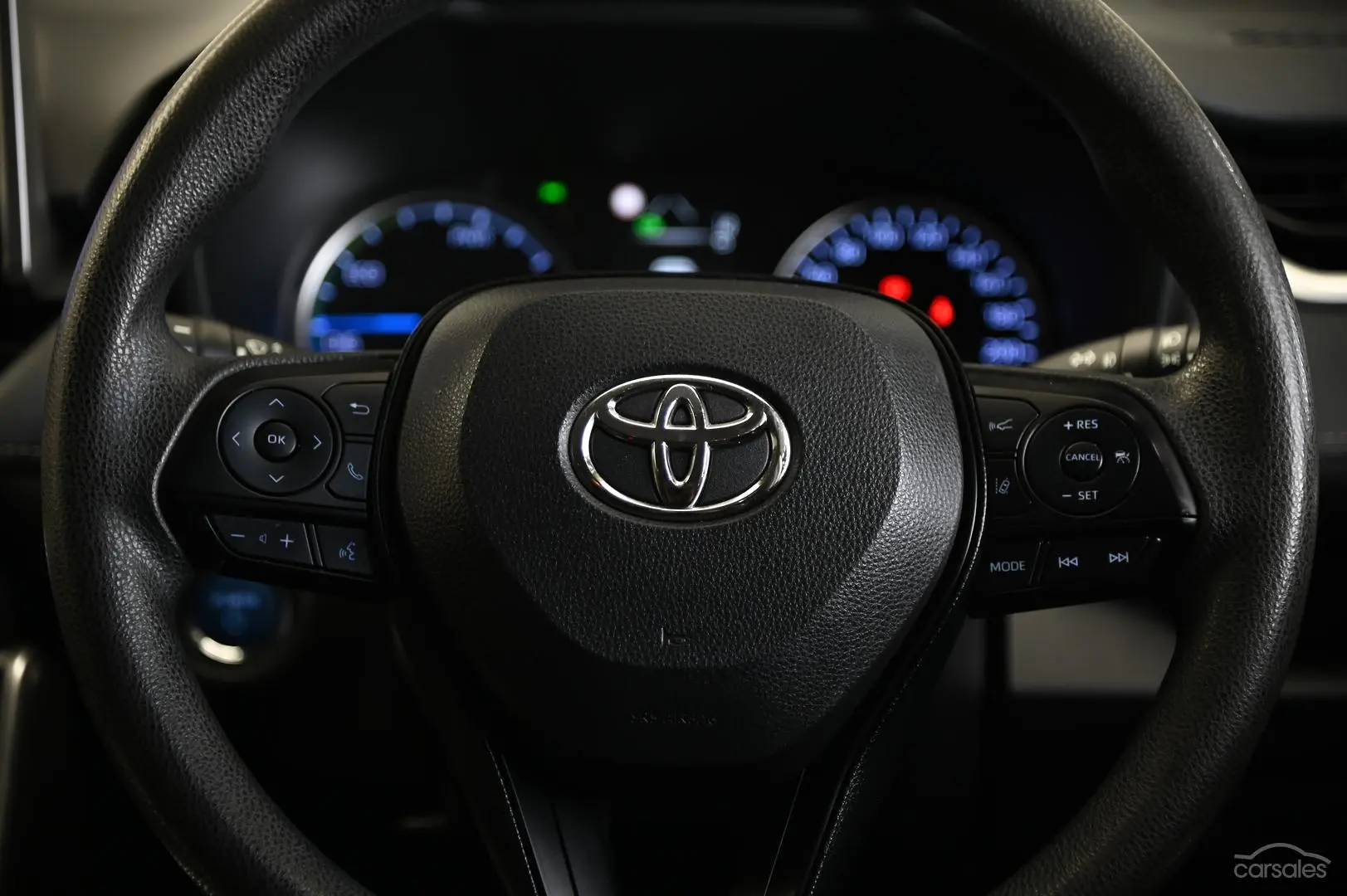 2019 Toyota RAV4 Image 10