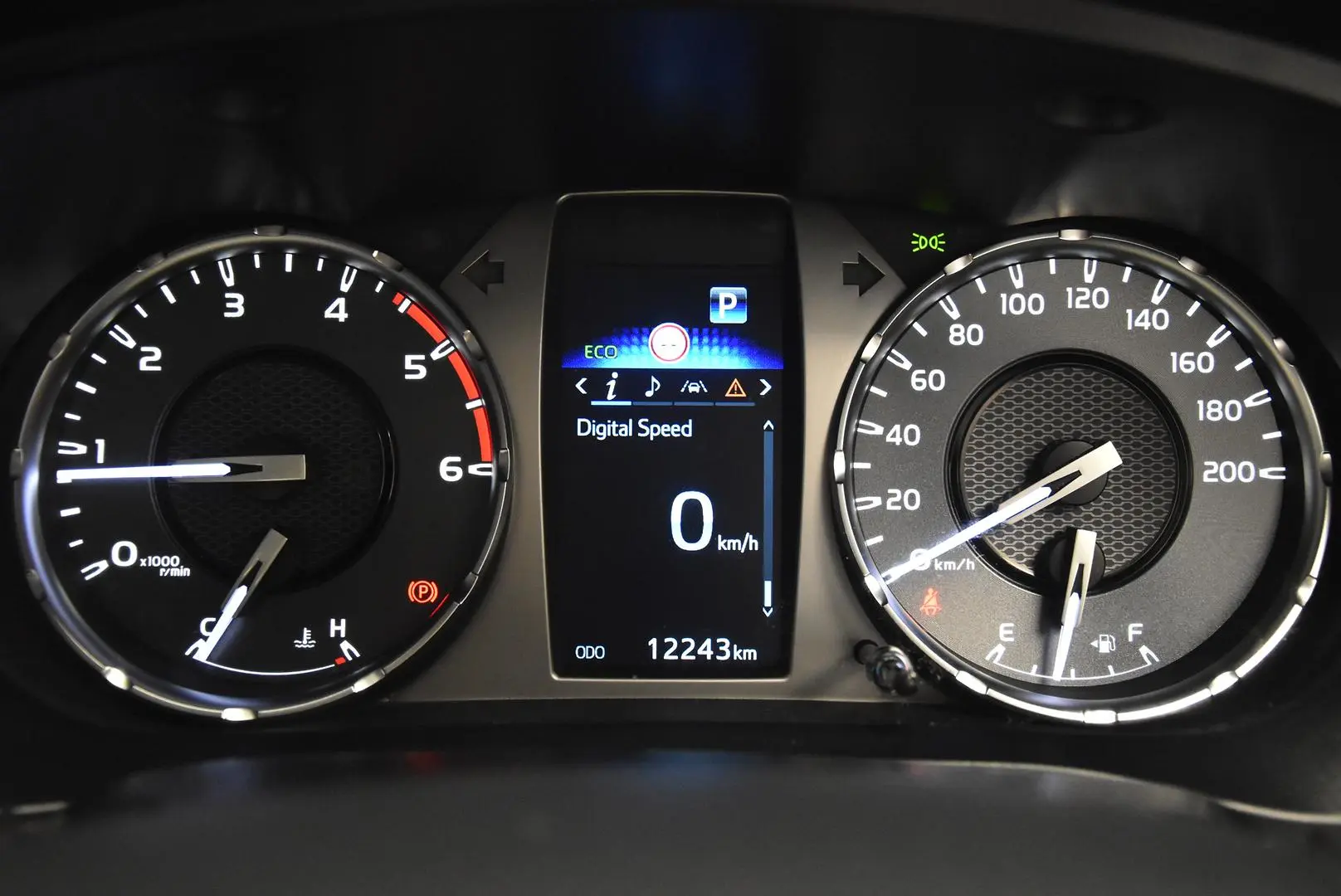 2024 Toyota Hilux Gallery Image 10
