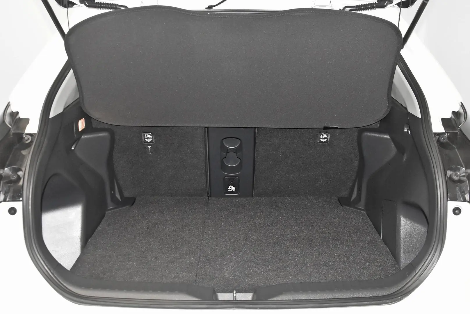 2025 Toyota Yaris Cross Gallery Image 21