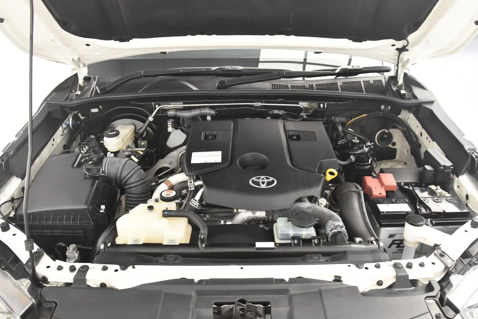 2023 Toyota Hilux Gallery Image 22