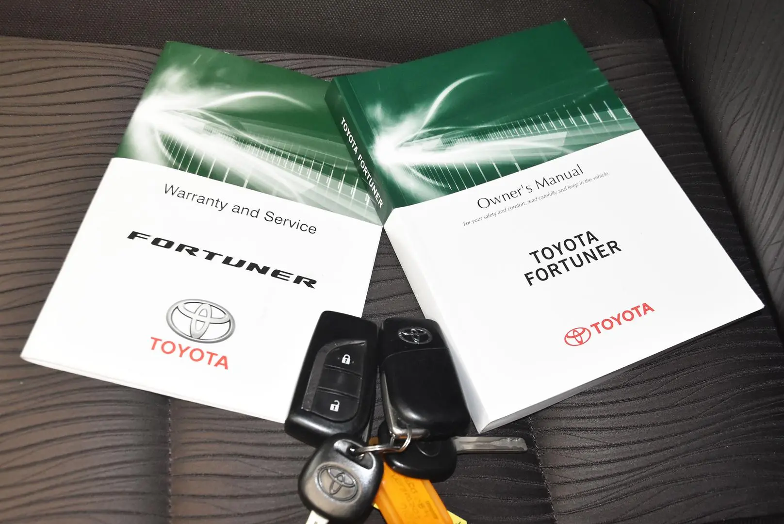 2016 Toyota Fortuner Gallery Image 18