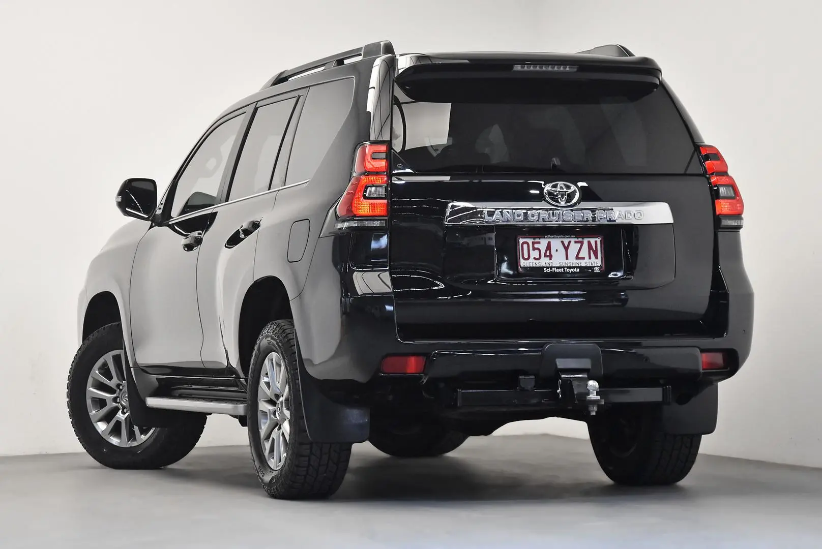 2019 Toyota Landcruiser Prado Gallery Image 5