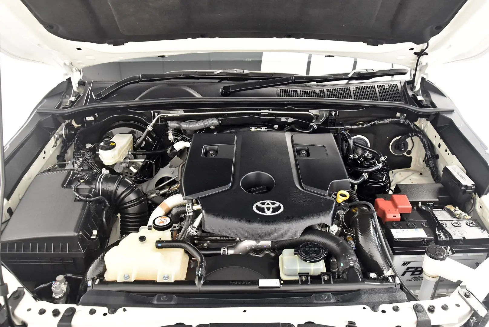 2023 Toyota Hilux Gallery Image 19