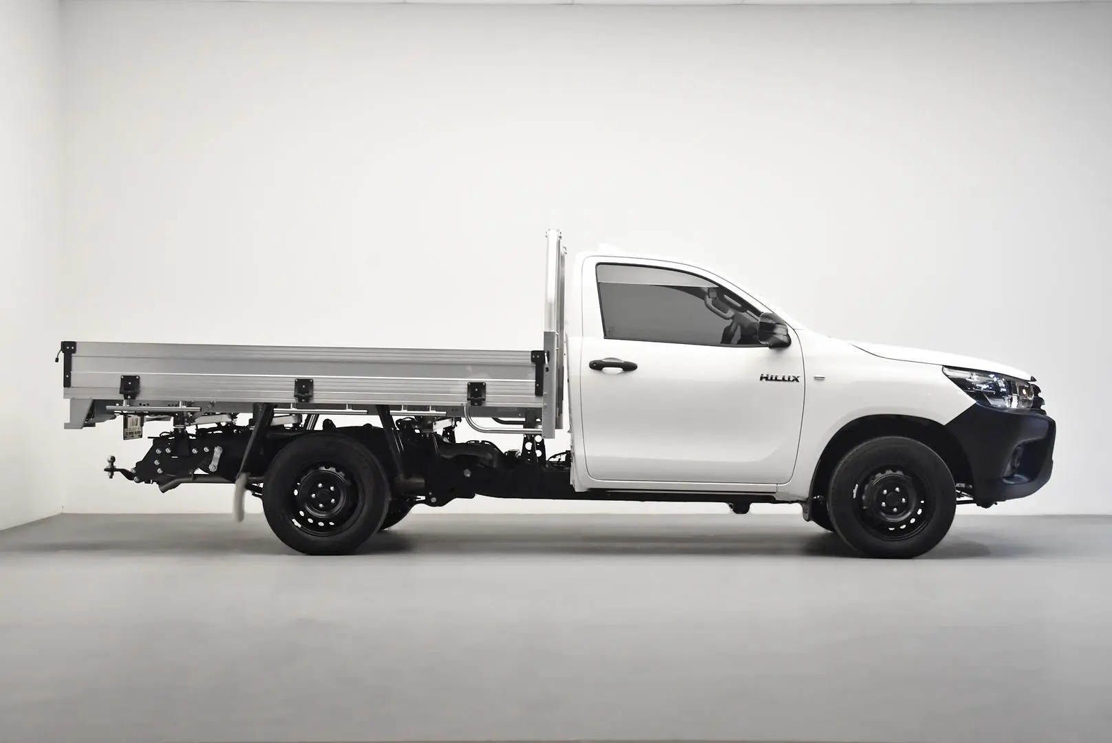2024 Toyota Hilux Gallery Image 3