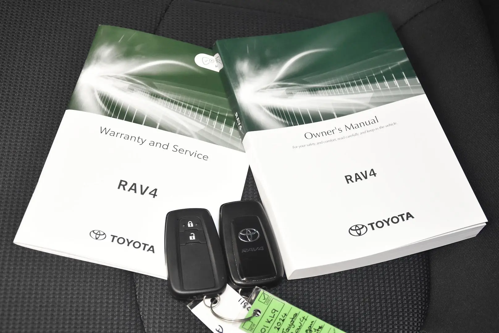 2024 Toyota RAV4 Gallery Image 20
