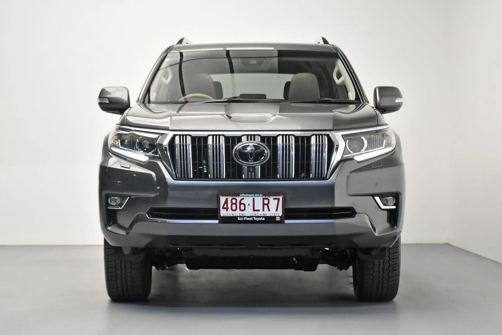 2023 Toyota Landcruiser Prado Gallery Image 2