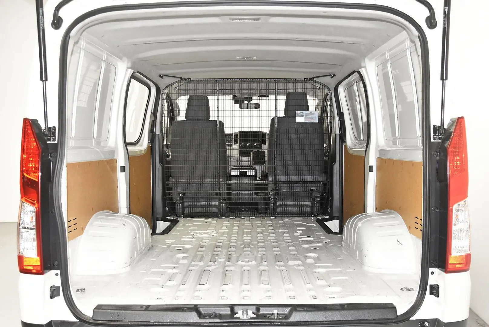 2024 Toyota Hiace Gallery Image 19