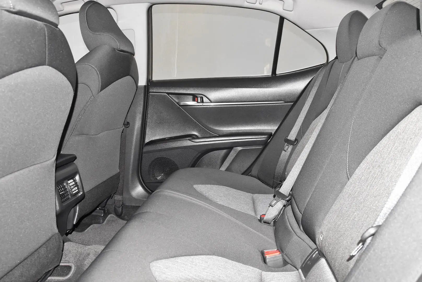 2022 Toyota Camry Gallery Image 18