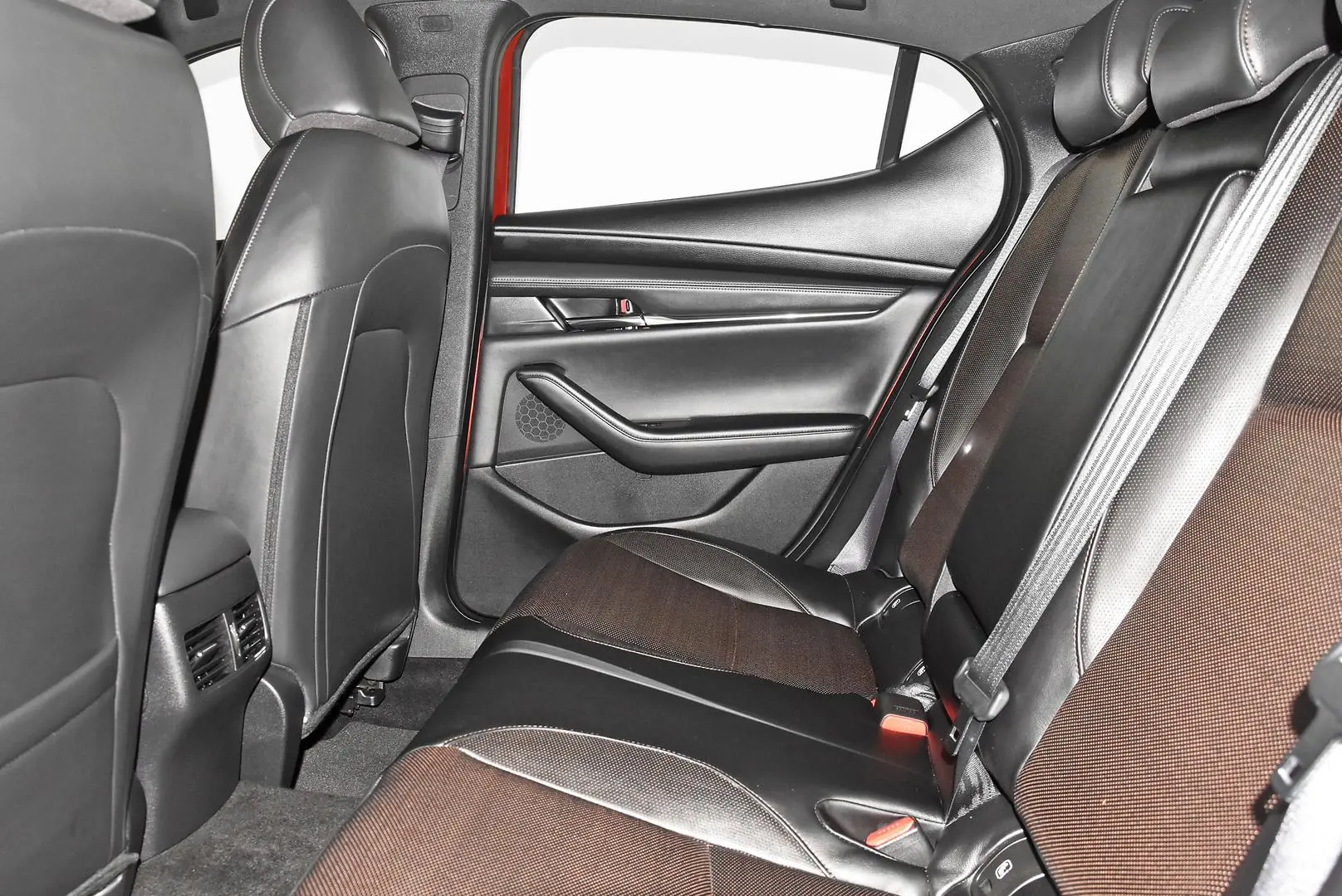 2019 Mazda 3 Gallery Image 18