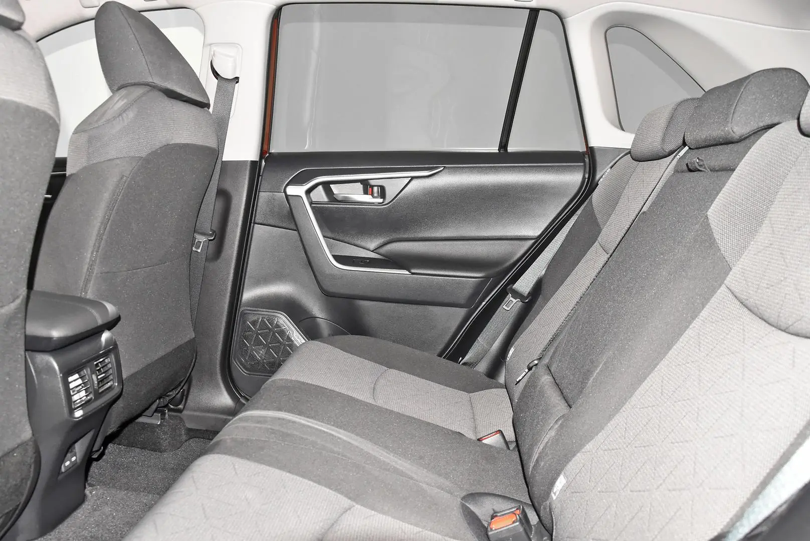 2024 Toyota RAV4 Gallery Image 19