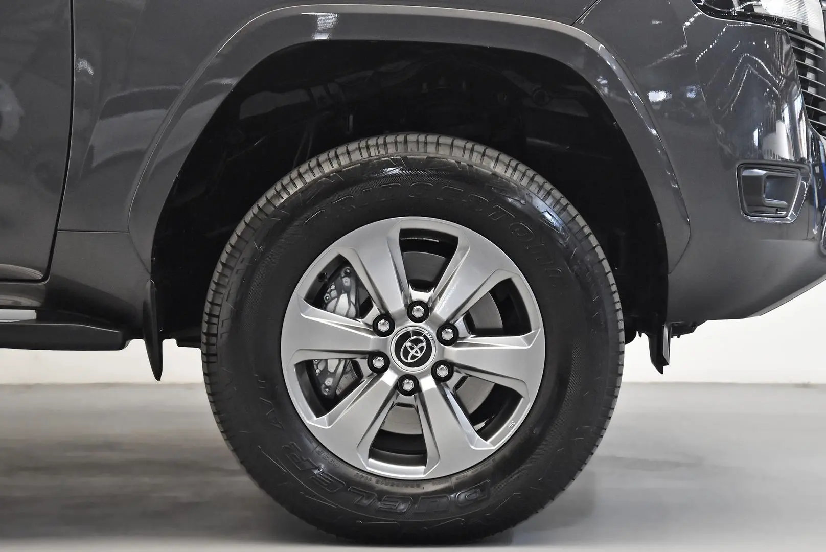 2023 Toyota Landcruiser Gallery Image 22