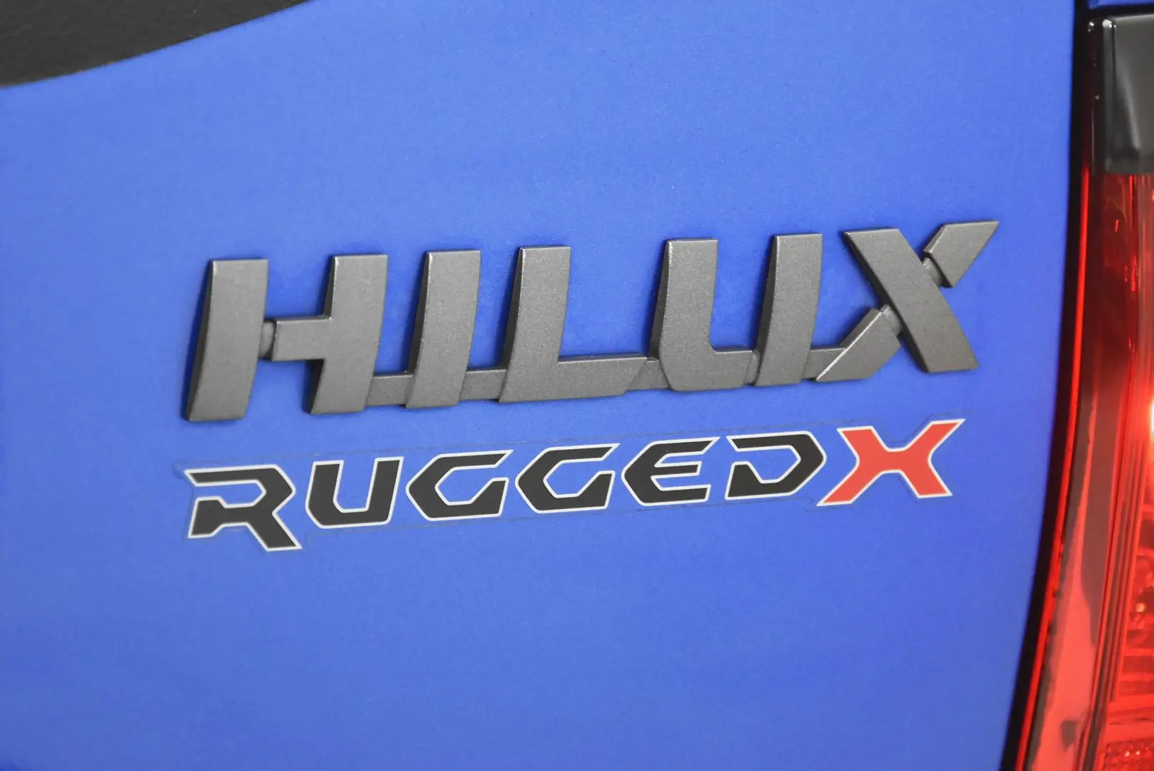 2018 Toyota Hilux Gallery Image 7