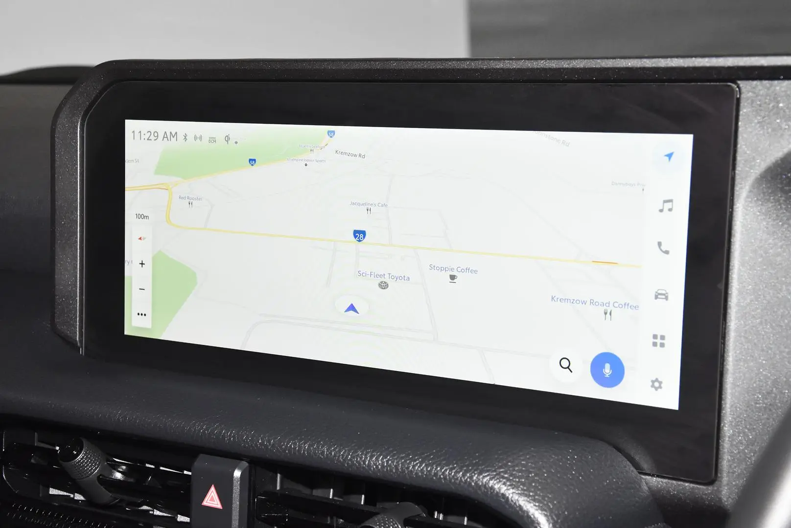 2025 Toyota Landcruiser Prado Gallery Image 11