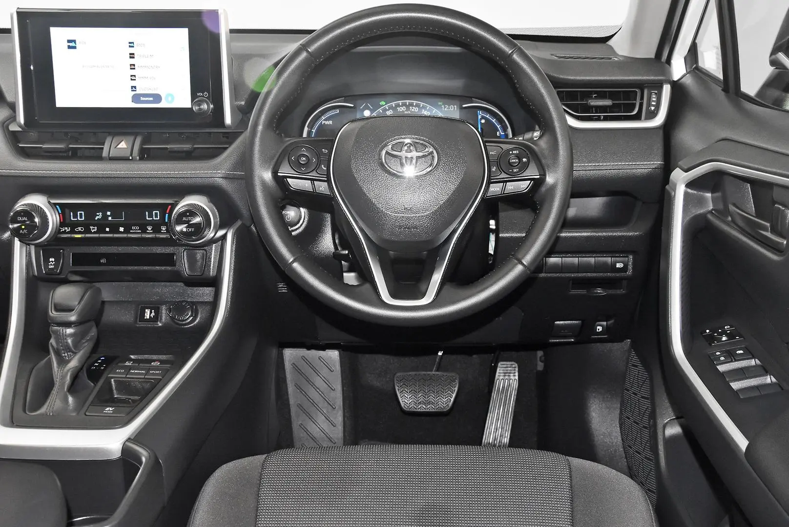 2025 Toyota RAV4 Gallery Image 15