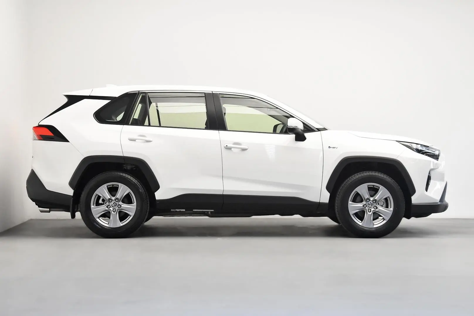 2024 Toyota RAV4 Gallery Image 3