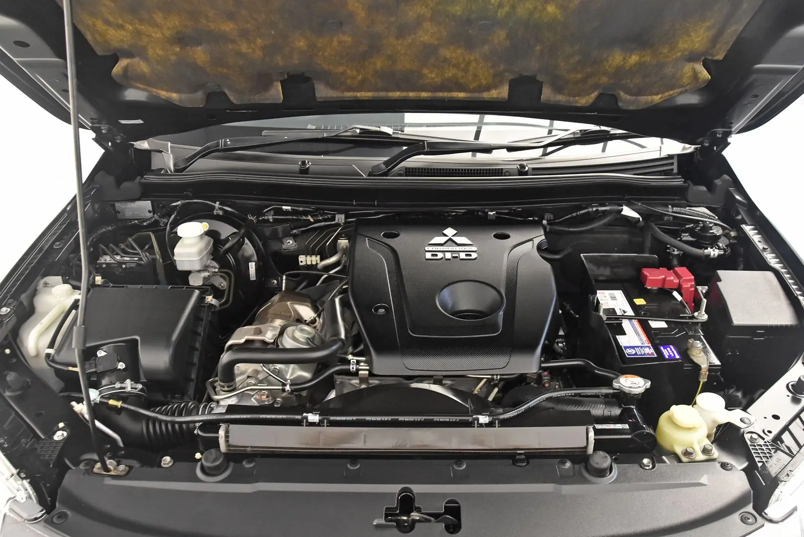 2017 Mitsubishi Triton Gallery Image 22