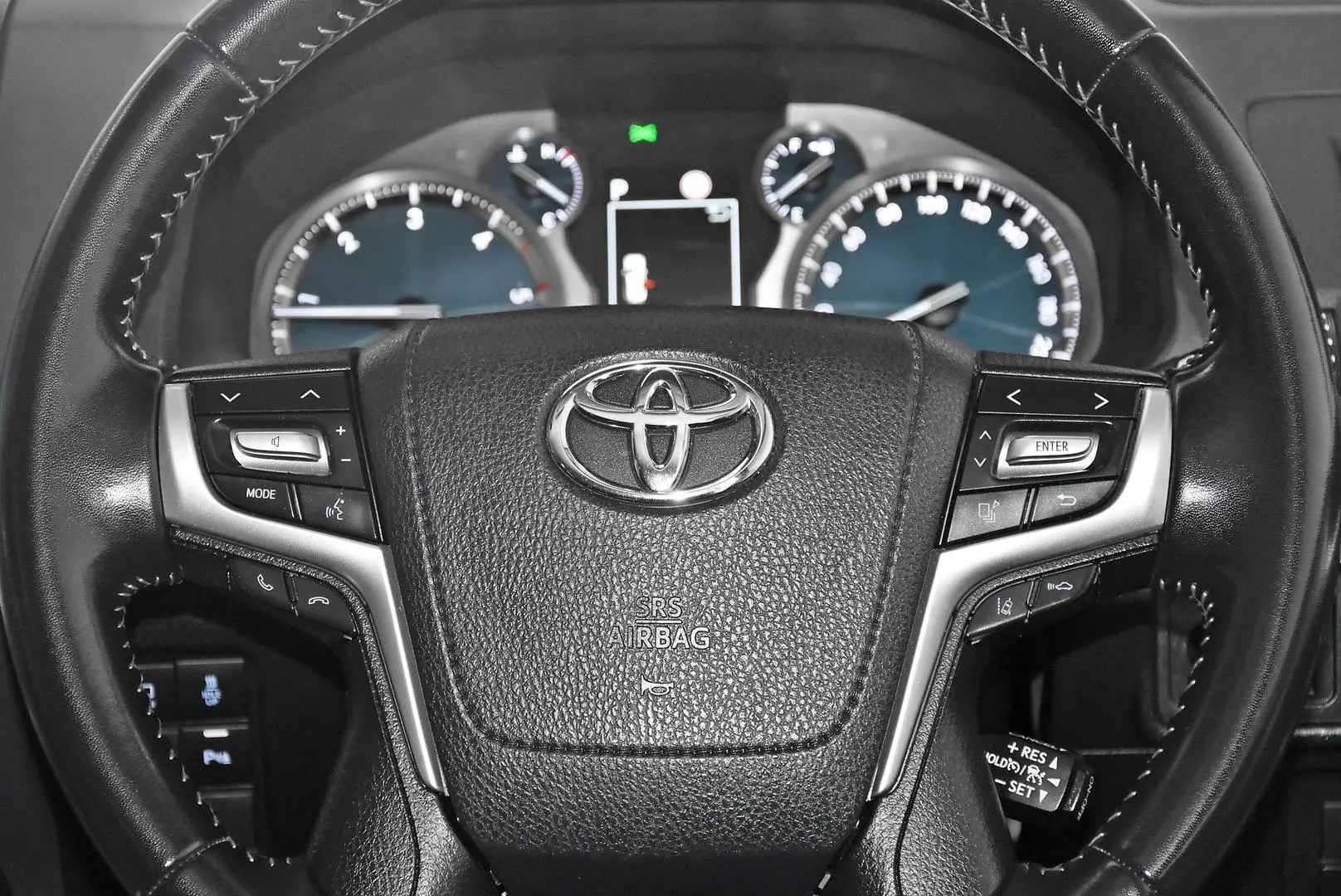 2023 Toyota Landcruiser Prado Gallery Image 14