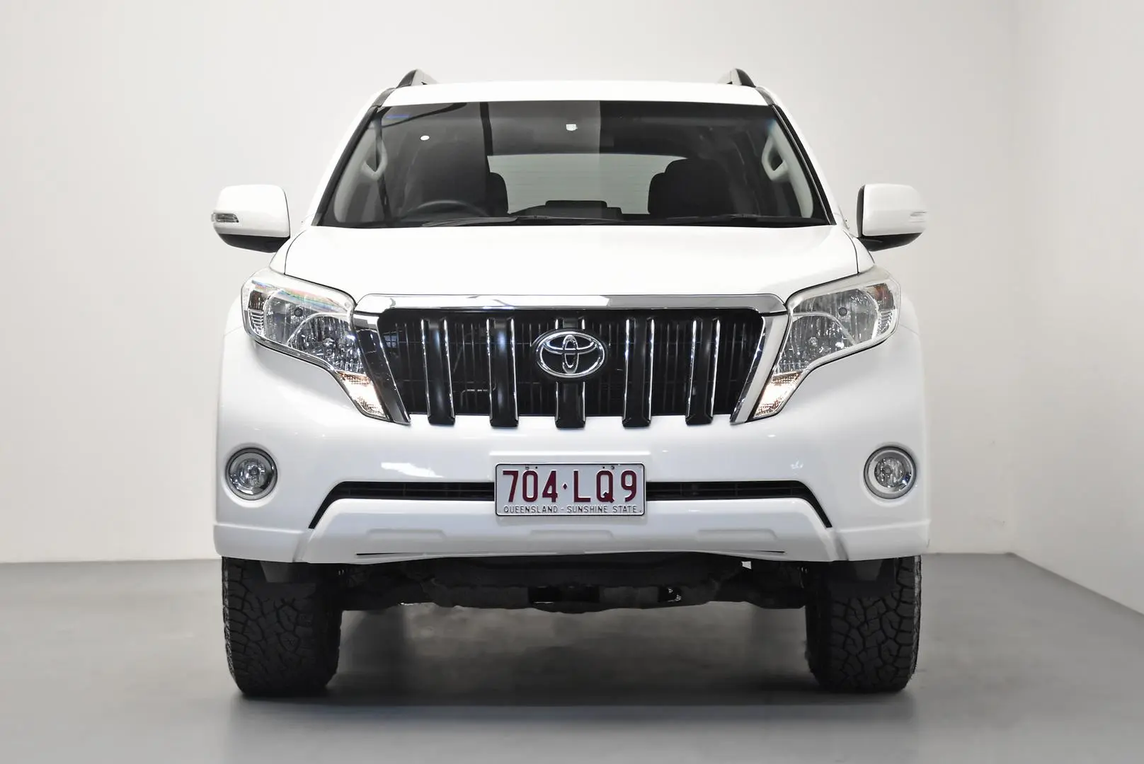 2014 Toyota Landcruiser Prado Gallery Image 2