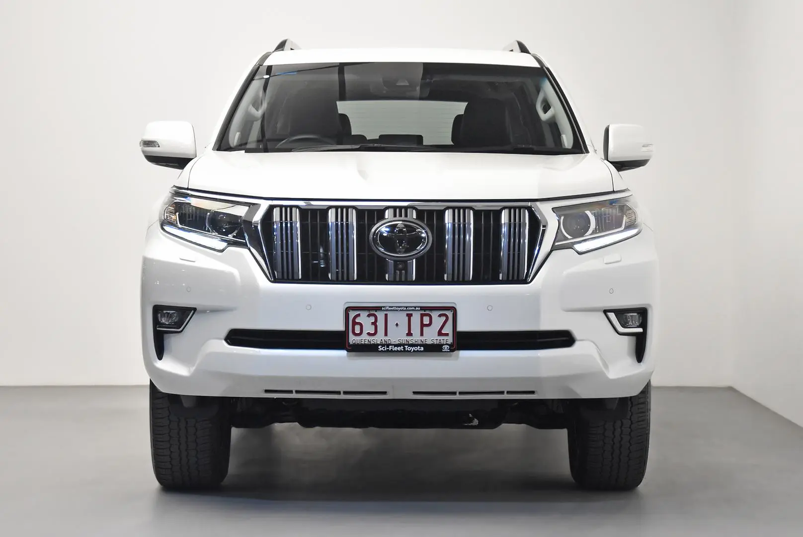 2023 Toyota Landcruiser Prado Gallery Image 2