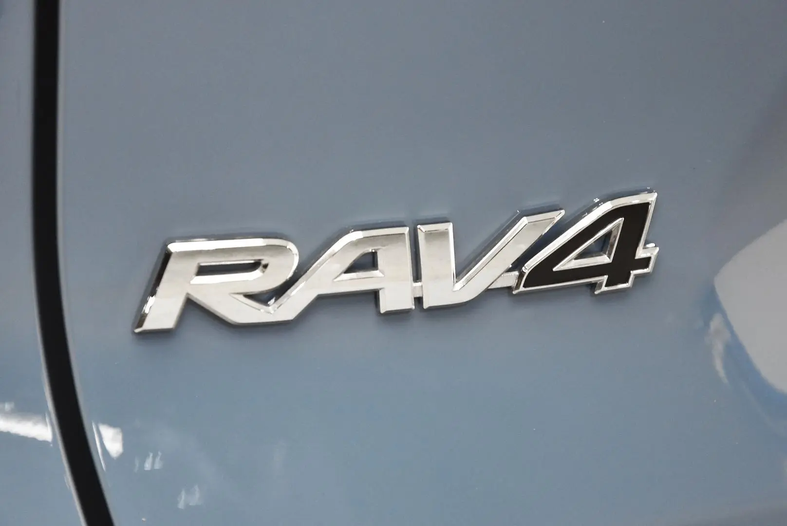 2024 Toyota RAV4 Gallery Image 7