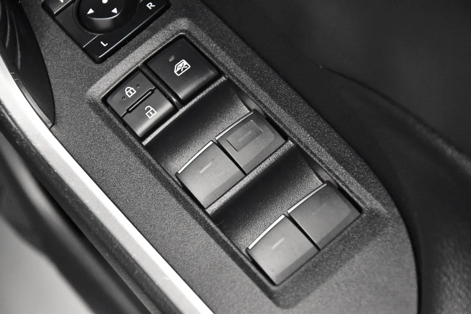 2023 Toyota RAV4 Gallery Image 10