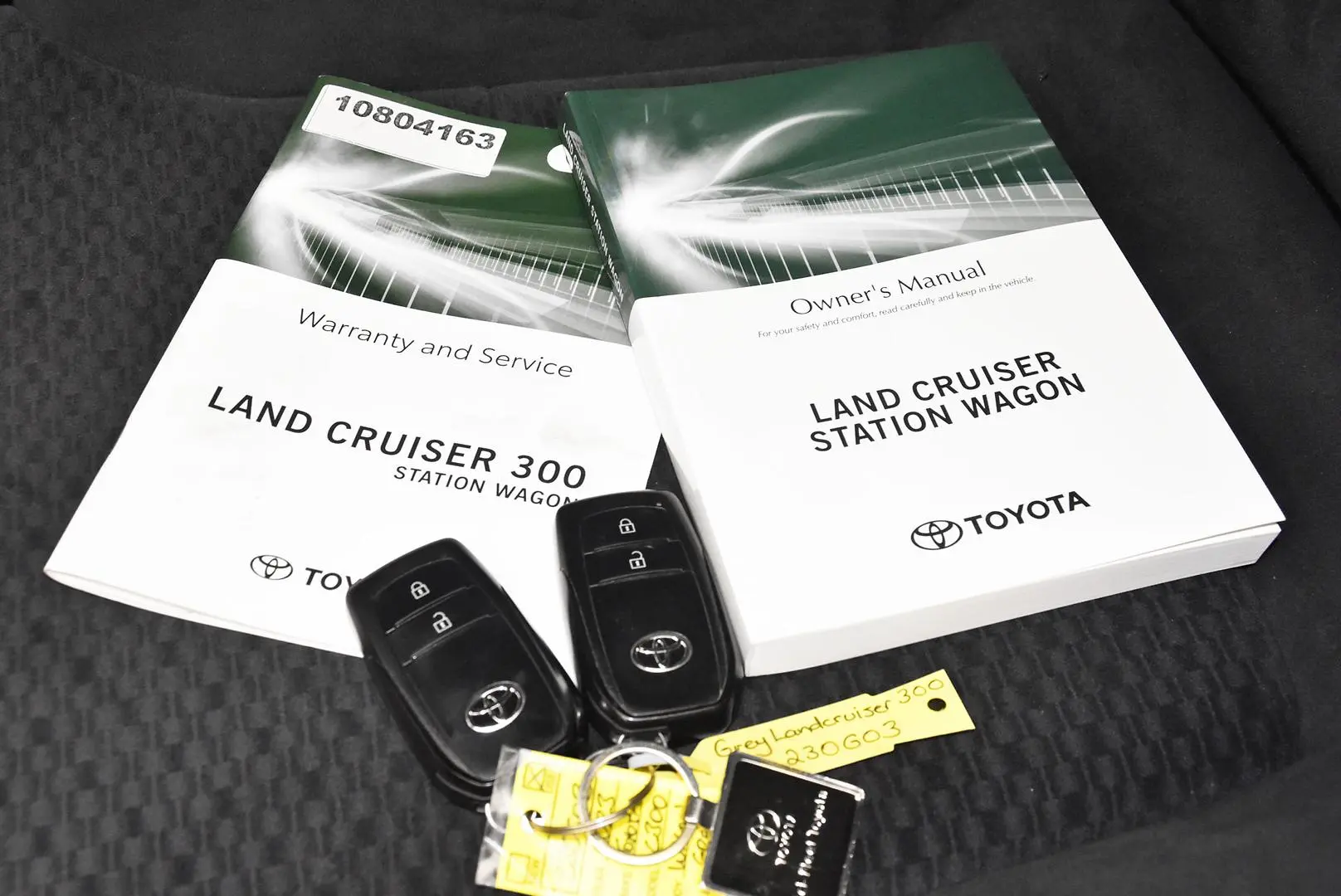 2023 Toyota Landcruiser Gallery Image 18