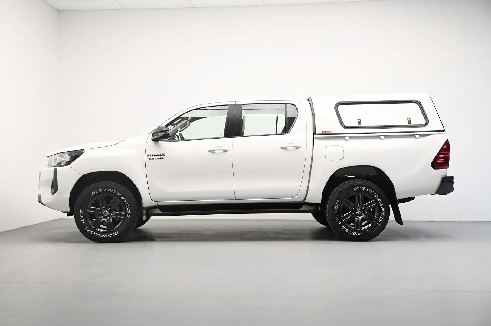 2024 Toyota Hilux Gallery Image 4