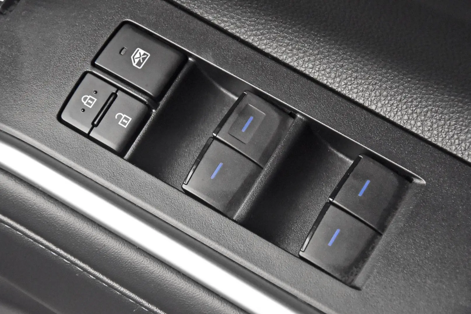 2022 Toyota Kluger Gallery Image 10