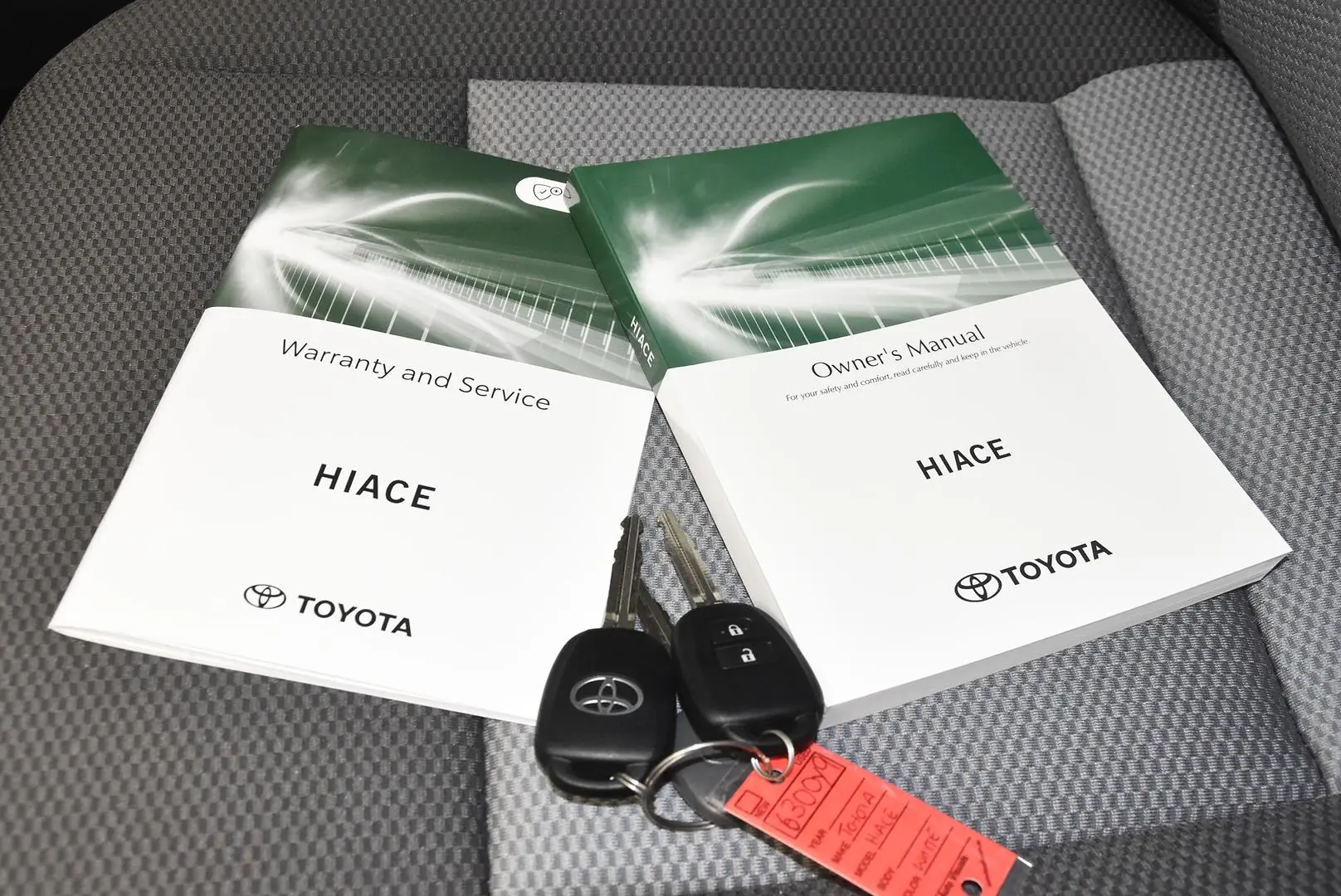 2025 Toyota Hiace Gallery Image 18