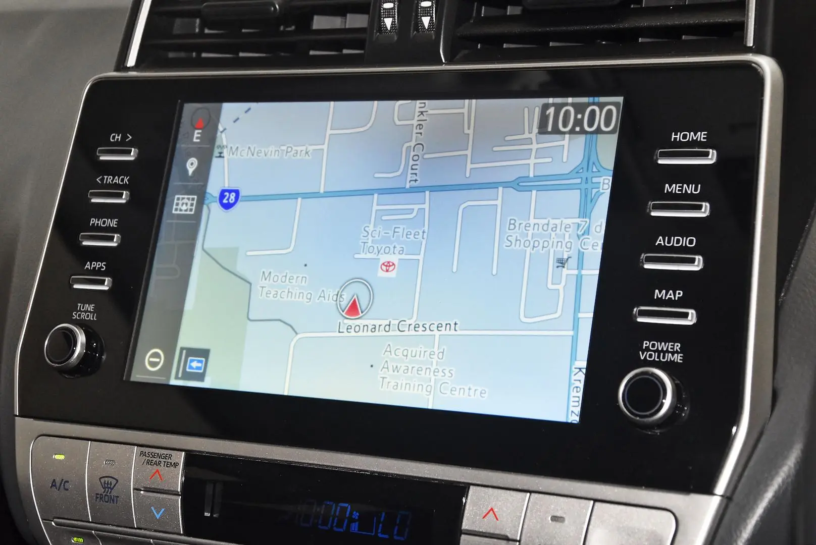 2022 Toyota Landcruiser Prado Gallery Image 10