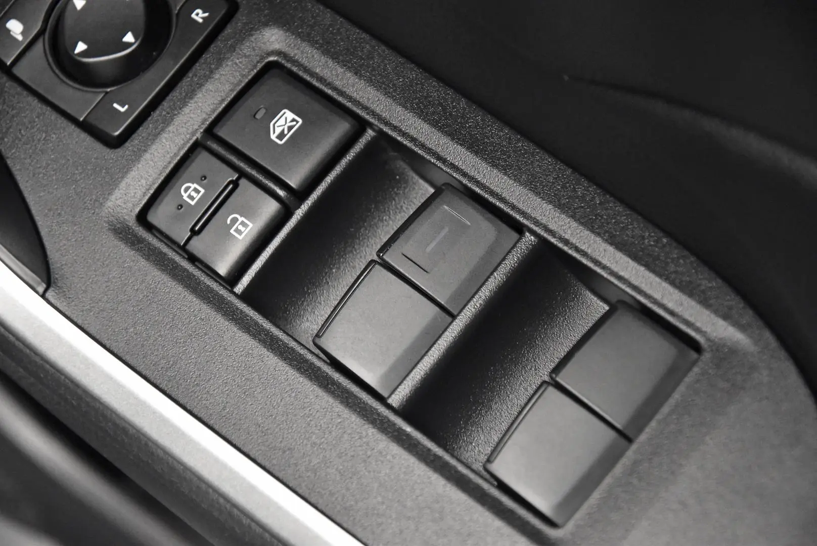 2024 Toyota RAV4 Gallery Image 10